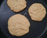 Foto langkah ke 2 dari resep Banana Oat Pancake (Gluten Free).