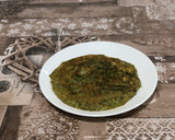 Foto del paso 4 de la receta: Tortilla de espinaca, espárragos y gambas