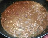 Foto del paso 11 de la receta Ternera con salsa de champiñones y soja al vino tinto