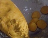 બટેકા ની દાળ ઢોકળી. (Bateka dal dhokli recipe in Gujarati) રેસીપી સ્ટેપ3ફોટો