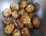 A picture of step 3 of Cabbage manchurian.