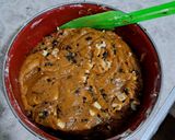 Foto langkah ke 2 dari resep Cookies Silverqueen mix Chocochip 🍪.