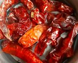 A picture of step 1 of Laal Maas (Mutton / Chevon).