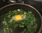 Foto del paso 3 de la receta: Nidos de acelga/espinaca salteada
