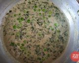 A picture of step 12 of Methi Matar Malai.