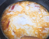 Foto del paso 3 de la receta: Merluza en salsa de piquillos