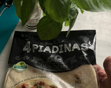 Foto del paso 2 de la receta: Piadina de lomo adobado con cuatro quesos