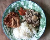 Foto langkah ke 6 dari resep Gudeg putih dengan balungan ayam.