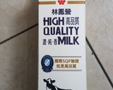 BAILEYS貝禮詩香甜酒 + 牛奶的食譜步驟1照片
