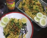 Foto langkah ke 4 dari resep Mie Goreng Tek Tek Sederhana.