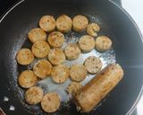 A picture of step 6 of Chicken sausage.