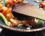A picture of step 3 of Noodles fried rice.