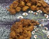 Split Bengal Gram Daal Pakoras recipe step 3 photo