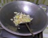 Foto langkah ke 2 dari resep Ampela Kentang Saus Lada Hitam.