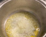 Foto del paso 1 de la receta: Vieiras rellenas gratinadas con bechamel al horno