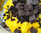 Foto langkah ke 7 dari resep Melty Pumkin Cookies.