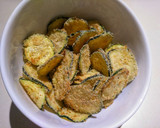 Foto del paso 8 de la receta: Chips de calabacín y parmesano (en horno)