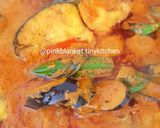 A picture of step 2 of Spanish Mackerel Curry.