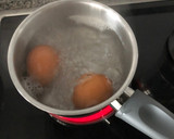 Foto del paso 1 de la receta: Empanadillas de atún y huevo cocido