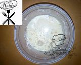 A picture of step 2 of Mini notless doughnut.