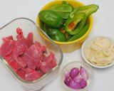 Foto langkah ke 1 dari resep Oseng Sapi Cabe Gendot.