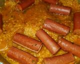 Foto del paso 1 de la receta: Arroz amarillo con salchichas