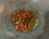 Foto langkah ke 2 dari resep Tumis Keladi.