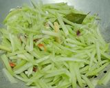 Foto langkah ke 2 dari resep Tumis Labu Siam dan Jagung Manis.