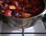 Foto del paso 2 de la receta: Mermelada de frutilla/ciruela, stevia y chía🍓