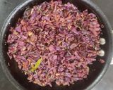A picture of step 3 of Purple cabbage sabji.