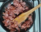 Foto del paso 3 de la receta: Ensalada de espinacas con tocino