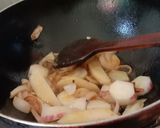 আলু মুলো দিয়ে রুই মাছ(Aloo mulo diye Rui mach jhol recipe in bengali) রেসিপির ধাপ 2 ছবি