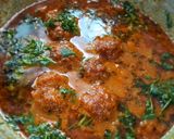 A picture of step 5 of Gulabjamun kofta curry.