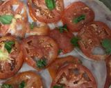 Foto del paso 5 de la receta: Pizza con tomate y albahaca 🌿