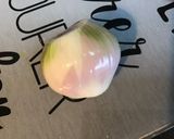 Une image de l'étape 2 de Piments verts doux aux tomates et oignon de roscoff.
