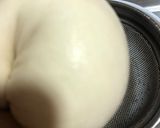 A picture of step 2 of Strawberry sandesh.
