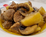Foto del paso 6 de la receta: Estofado de cerdo con champiñones