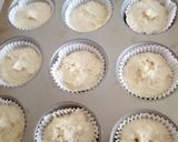 A picture of step 5 of Vanilla Muffins.