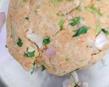 A picture of step 2 of Onion masala Koki.