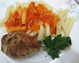 Foto del paso 5 de la receta: Pollo al horno con macarrones en salsa