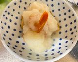 A picture of step 4 of Japanese Steamed Fish and Shrimp with Radish.
