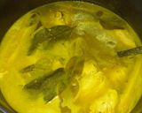 Foto langkah ke 4 dari resep Bubur Ayam Kuah Kuning.