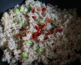 รูปขั้นตอนการทำที่ 3 ของ ข้าวผัดพริกก้านคะน้าปลาเค็ม