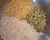 A picture of step 1 of Double tadka lahsuni Palak khichdi.