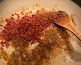 A picture of step 3 of Bacon jam.