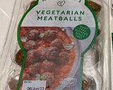 A picture of step 1 of Vegan Meatball with Sauce.
