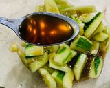 Hình bước làm 4 của món Salad dưa leo và lá mè chay