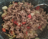 Foto del paso 2 de la receta: Pasta con carne trufada