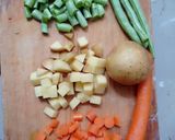 Foto langkah ke 1 dari resep Huzarensla (Salad Khas Belanda).