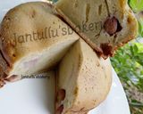 A picture of step 4 of Quick & Easy grapes cake.